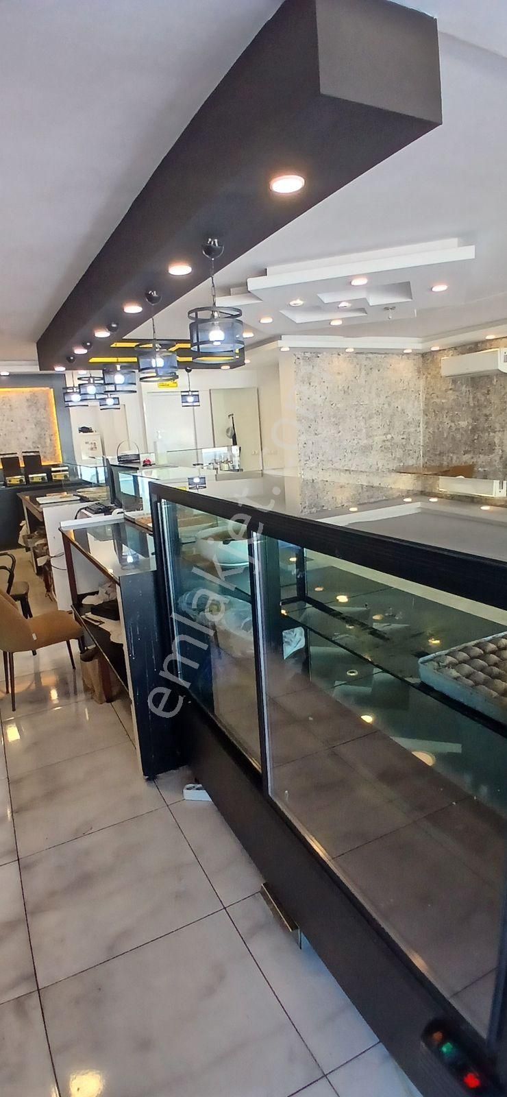 Kepezde Devren Kurulu Düzen Dükkan - Görsel 7