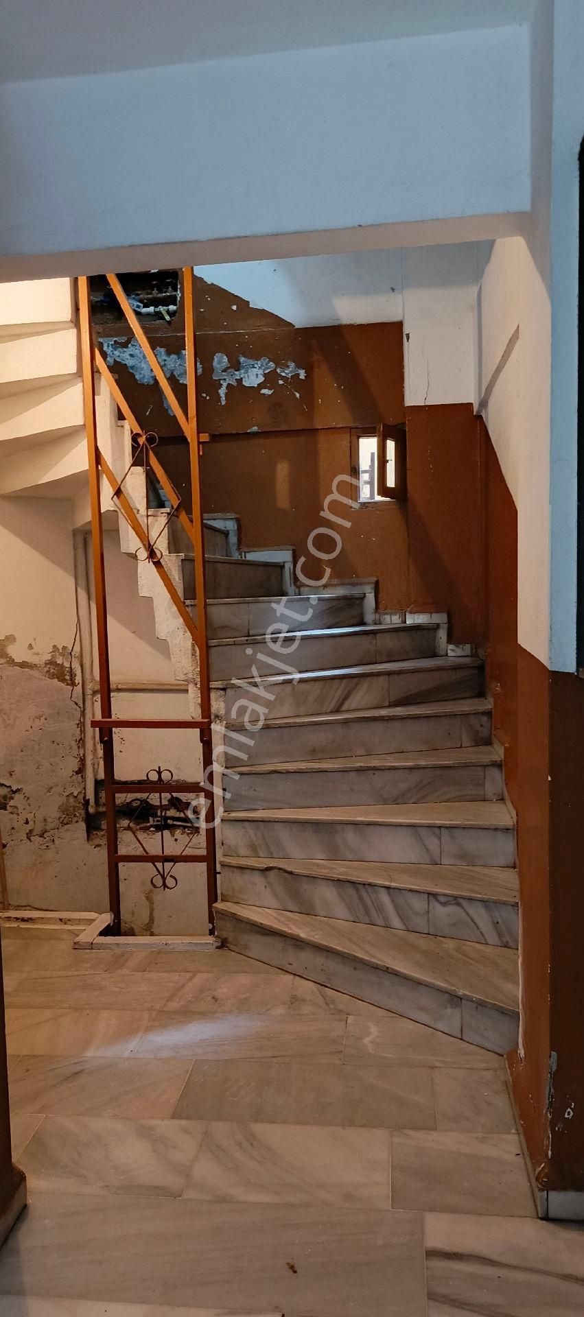 Üsküdar Belediyesi Yakınının Da Karşısın Da - Görsel 7