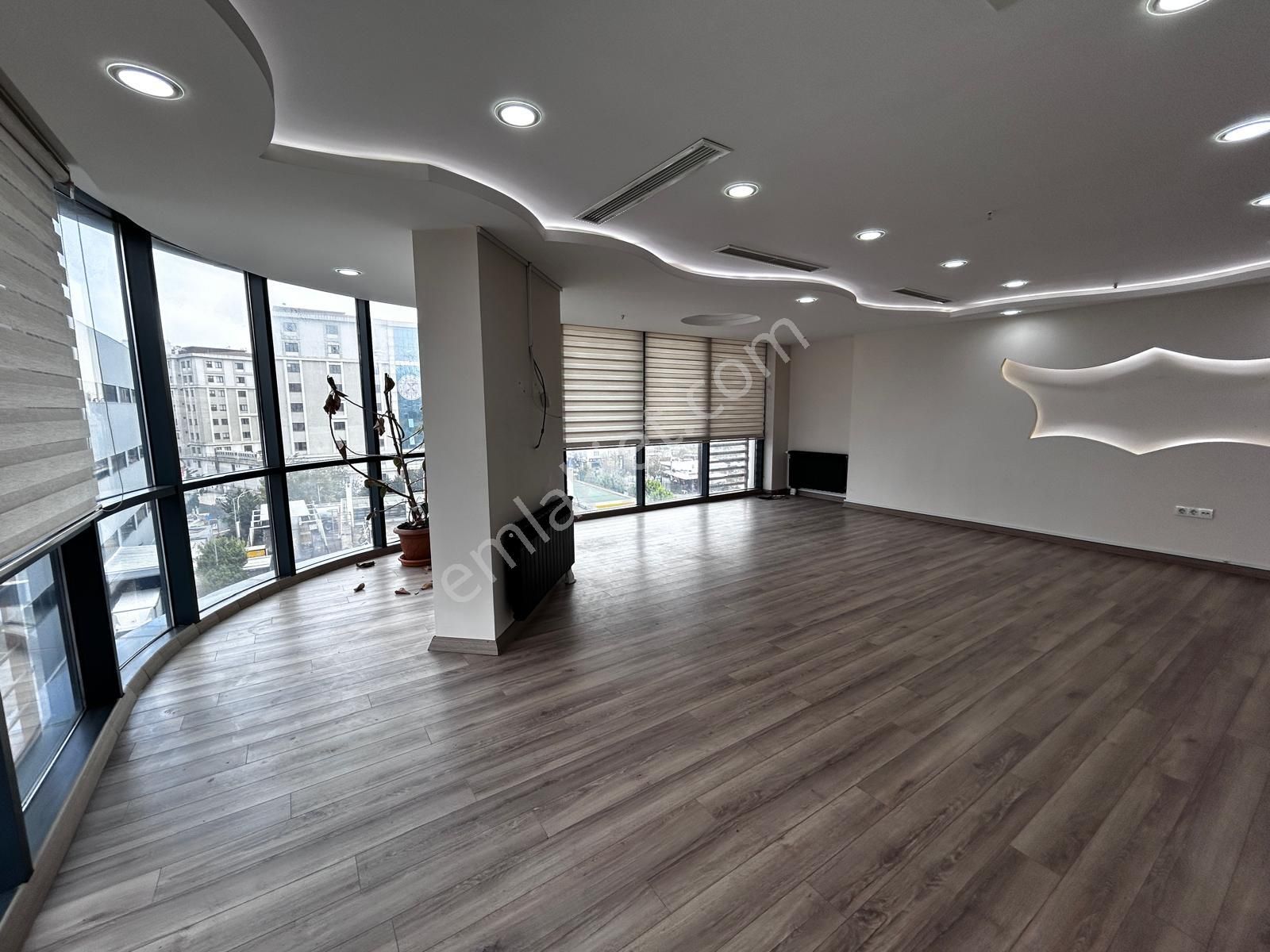 Corner Offıce 2+1 100 M2 Lüks Yapılı Kiralık Ofis - Görsel 17