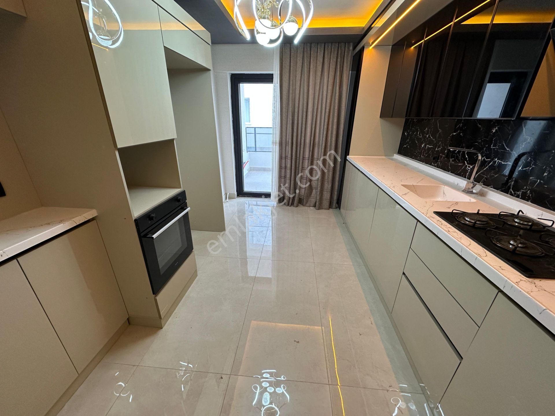 Sincan Yenikent Satılık 3+1 Daire E.banyo Ara Kat Geniş - Görsel 5