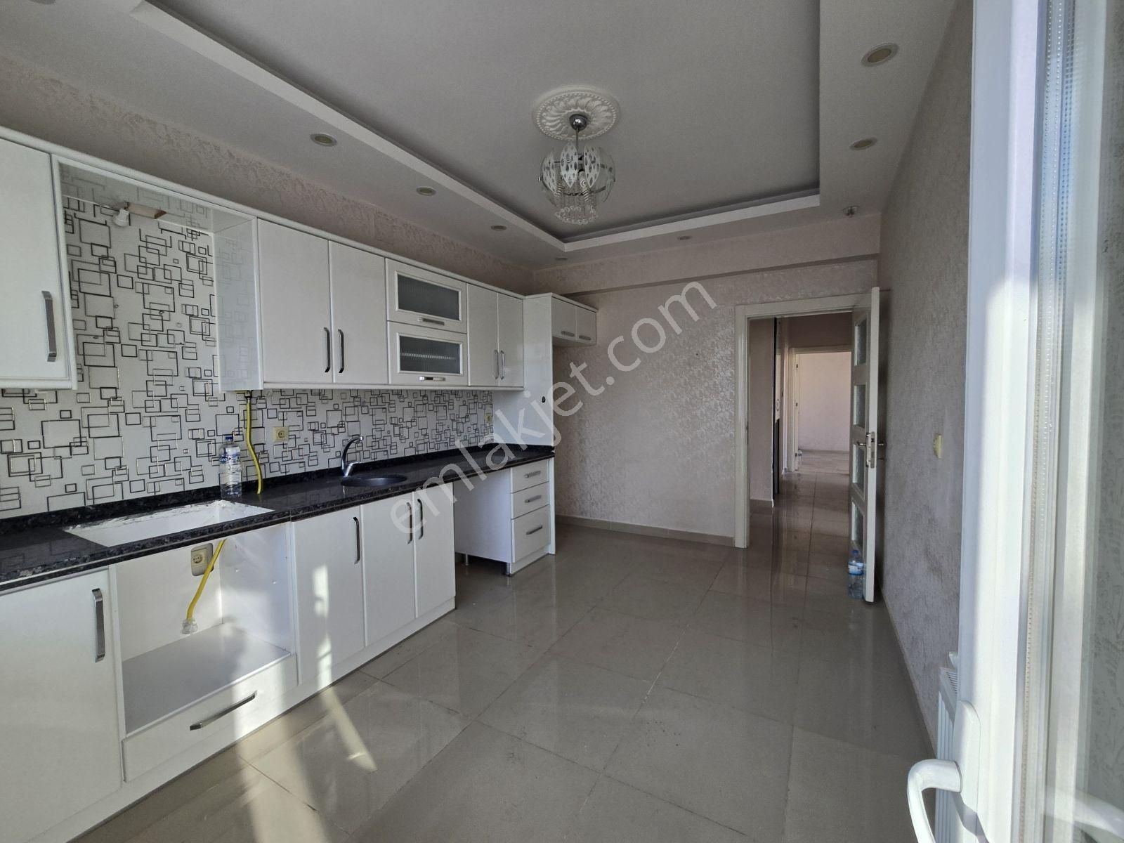 Ayalp'ten Fıstıklı'nın Göbeğinde Ferah Konumda 3+1