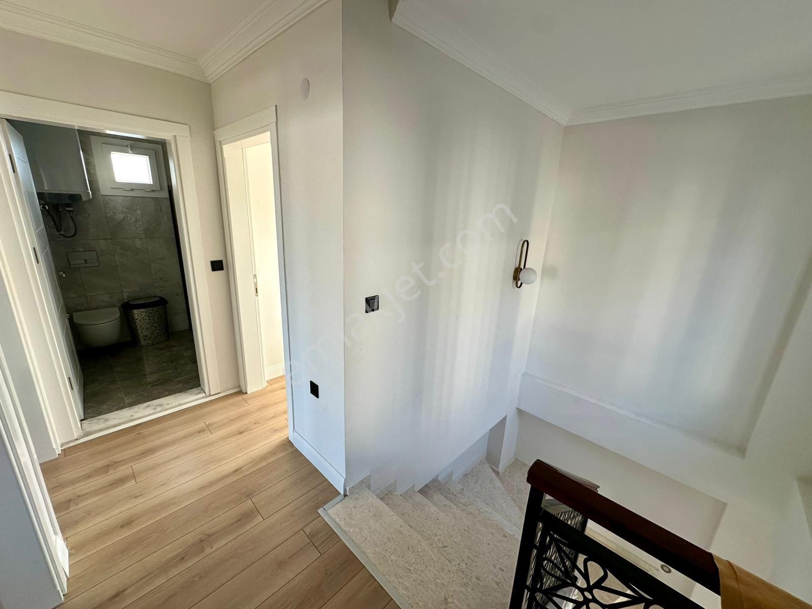 Didim’de Satılık Uygun Fiyatlı 4+1 Ayrı Mutfaklı Tam Müstakil Villa - Görsel 11