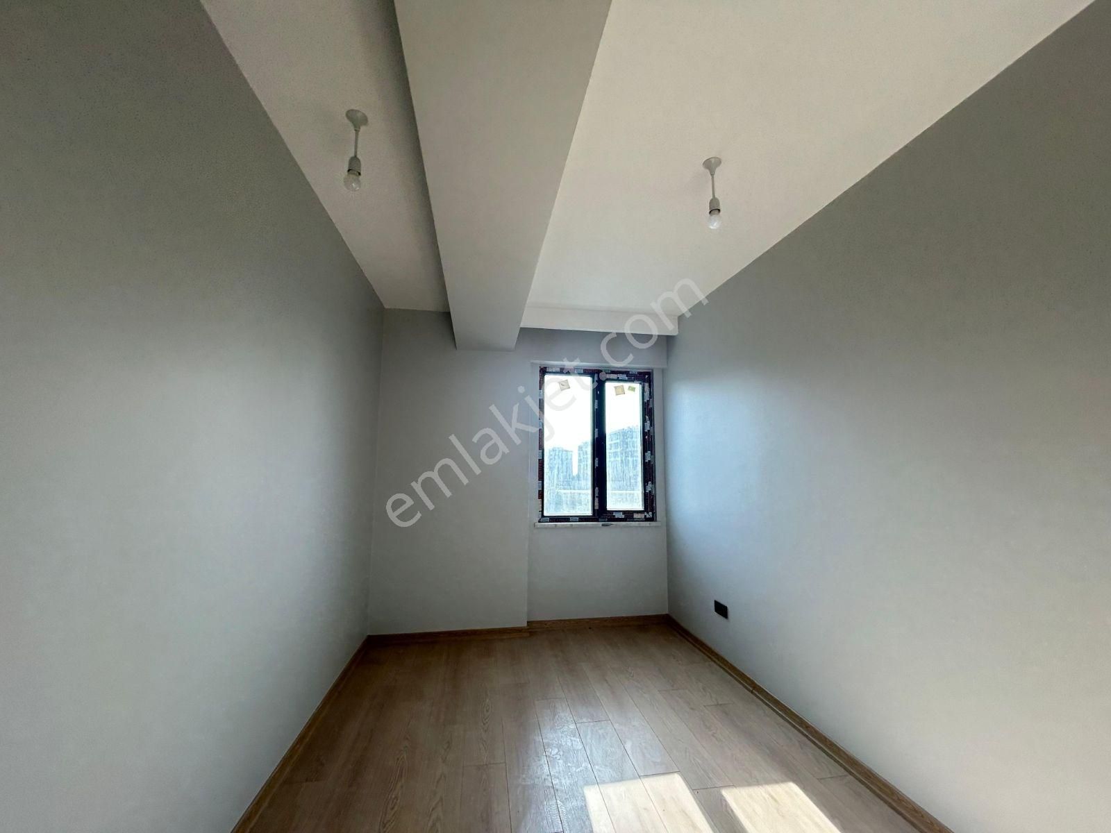 Havuzlu Güvenlikli Sitede 3+1 140 M² Ultra Lüks Daire Modern - Görsel 14