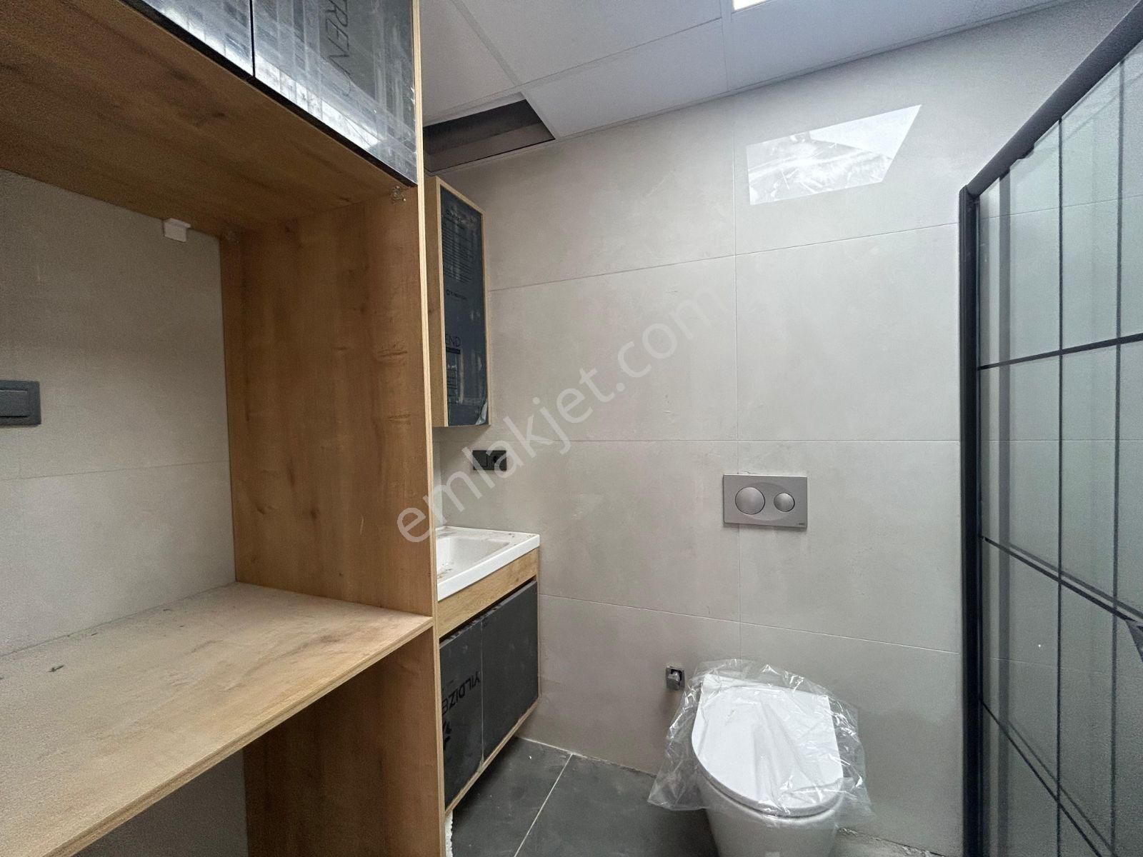 Havuzlu Güvenlikli Sitede 3+1 140 M² Ultra Lüks Daire Modern - Görsel 4