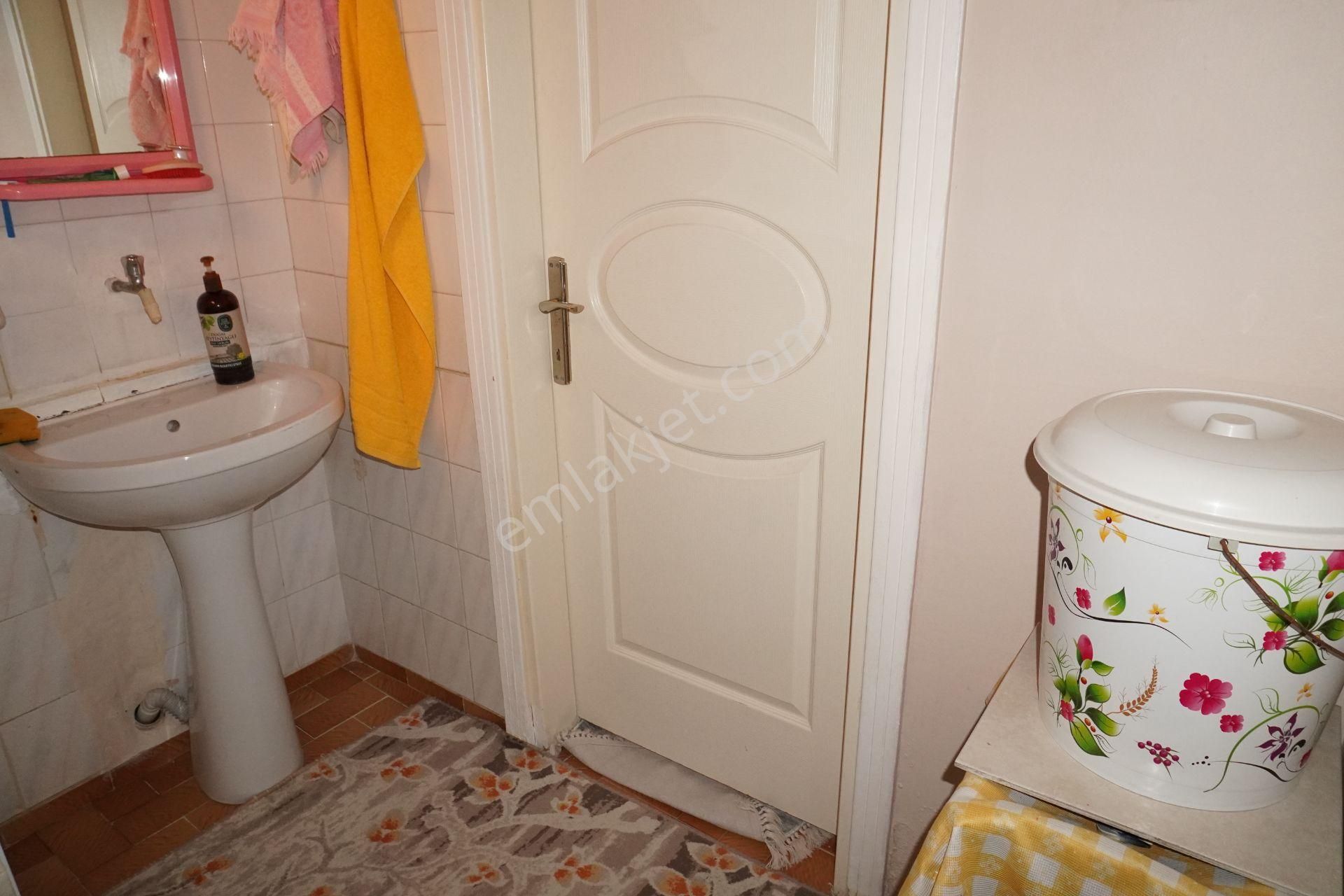 Güzeltepede Satılık 175m2 Arsa Üzerinde 4katlı Bina Çiğliserkan - Görsel 31