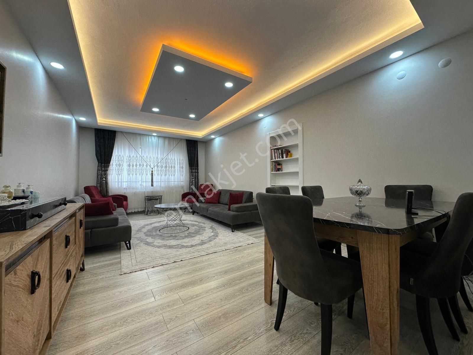 Çiftçioğullarından Ara Katta Güney Cephe Masrafsız 3+1 Daire