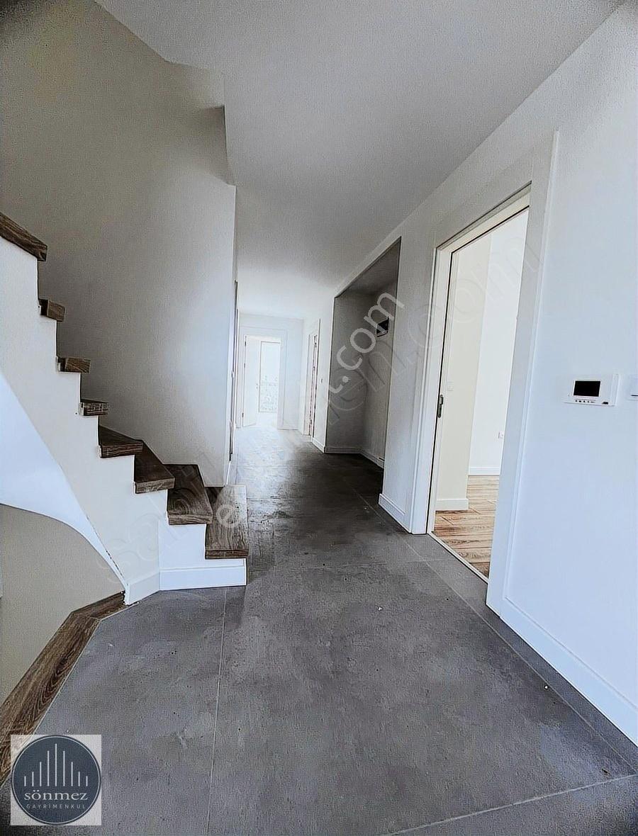 Sönmez'den Turnasuyunda Sıfır Lüx Müstakil Havuzlu Triplex Villa - Görsel 17