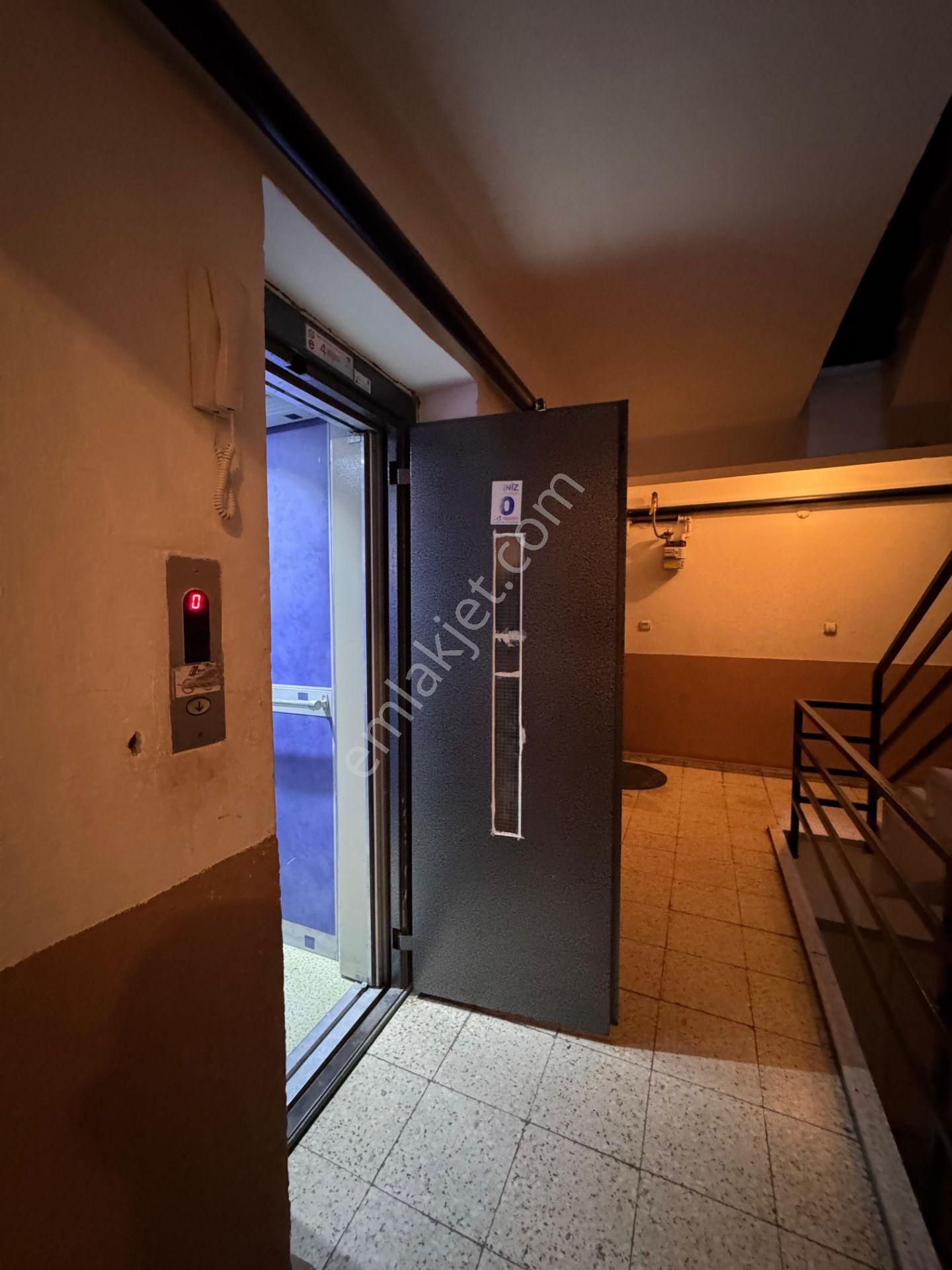Kalecik Emlak'tan Y.emre Mahallesin'de Asansörlü 3+1 Ful Yapılı Daire - Görsel 23