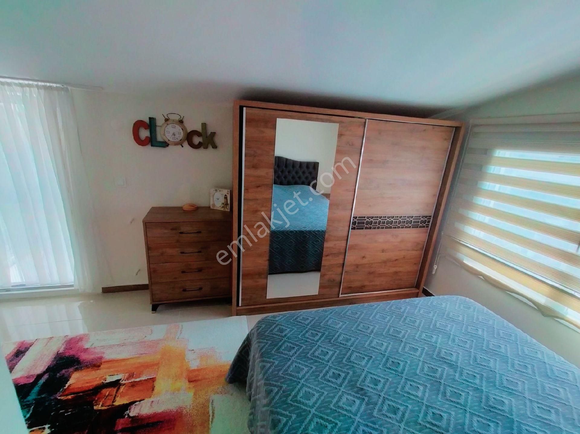 Soğucak Ta Manzaralı Ortak Havuzlu Köşe Konumlu 5+2 Villa - Görsel 22