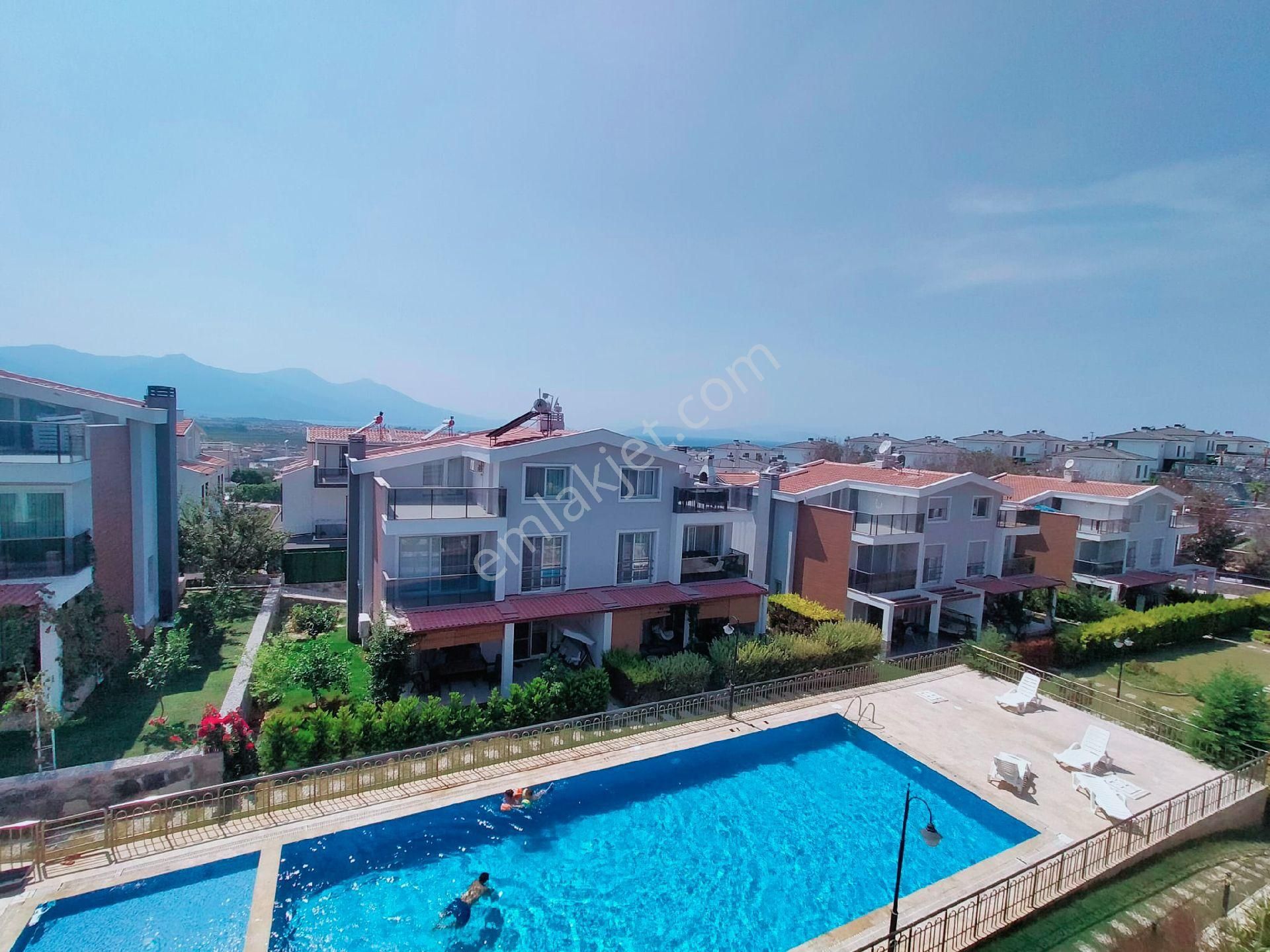 Soğucak Ta Manzaralı Ortak Havuzlu Köşe Konumlu 5+2 Villa - Görsel 28