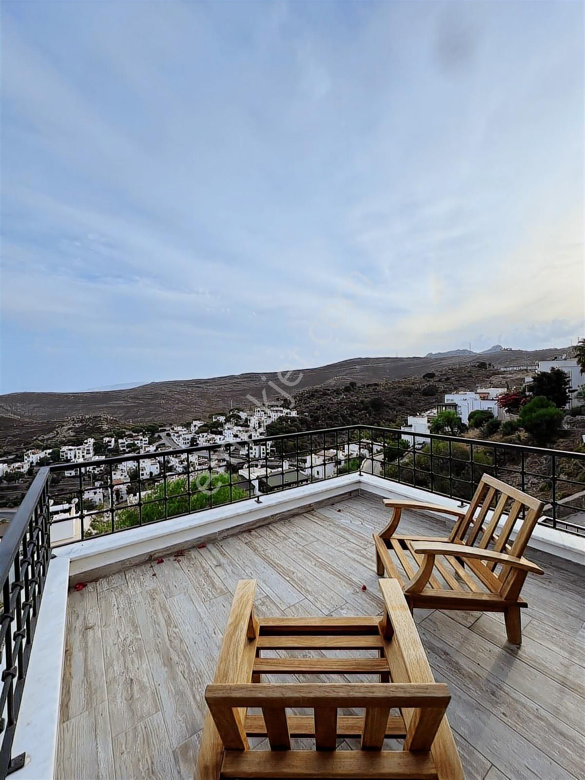 Bodrum Bağla- Bankevler Sitesinde Satılık 2+1 Üst Kat Daire - Görsel 6