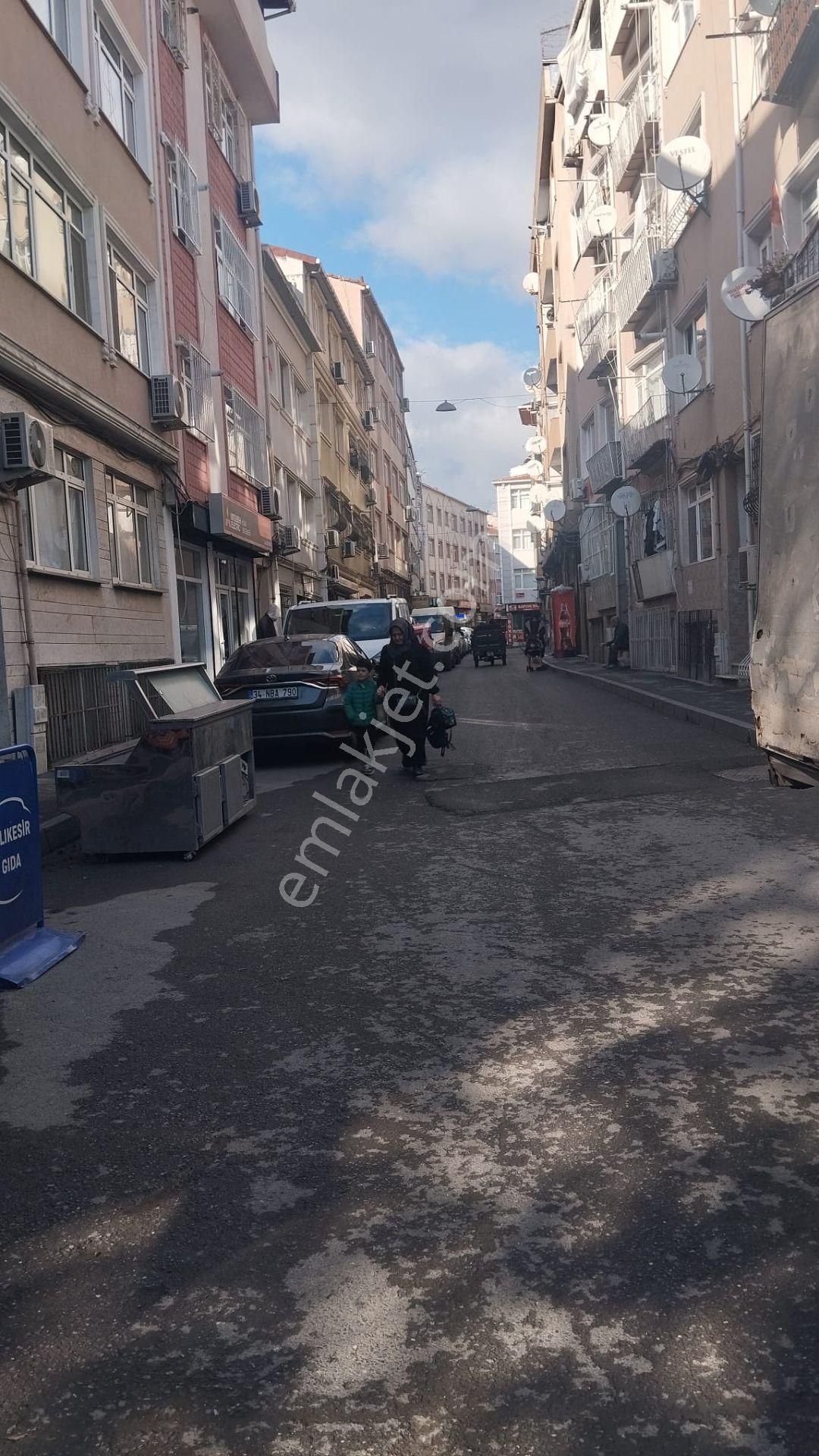 Cerrahpaşa Gayrimenkul Den 2+1 Bahçe Kati Yeni Bina Da - Görsel 26