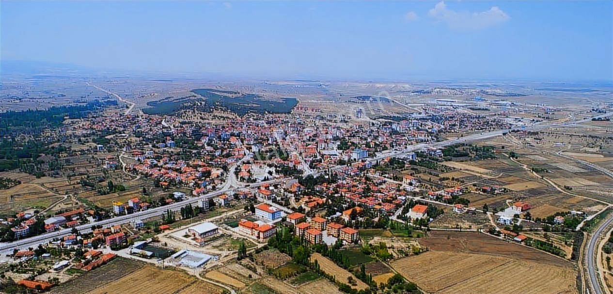 Afyon Dazkırı'da 2.929 M2 İlçe Merkezine Yakın Dümdüz Arazi ! - Görsel 6