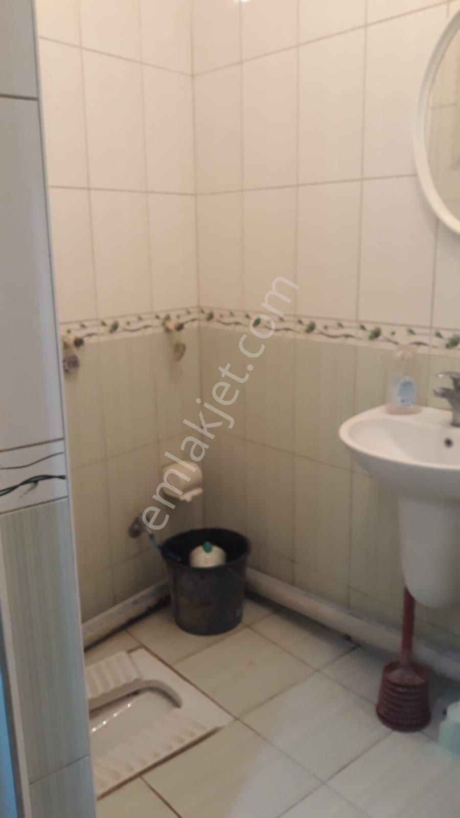 Cerrahpaşa Gayrimenkul Den 2+1 Giriş Kat - Görsel 9