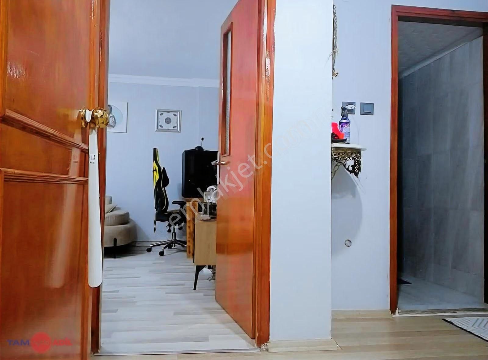 Dikili'nin Kalbinde Satılık 4+2 Dubleks Ayrı Mutfak Daire - Görsel 2