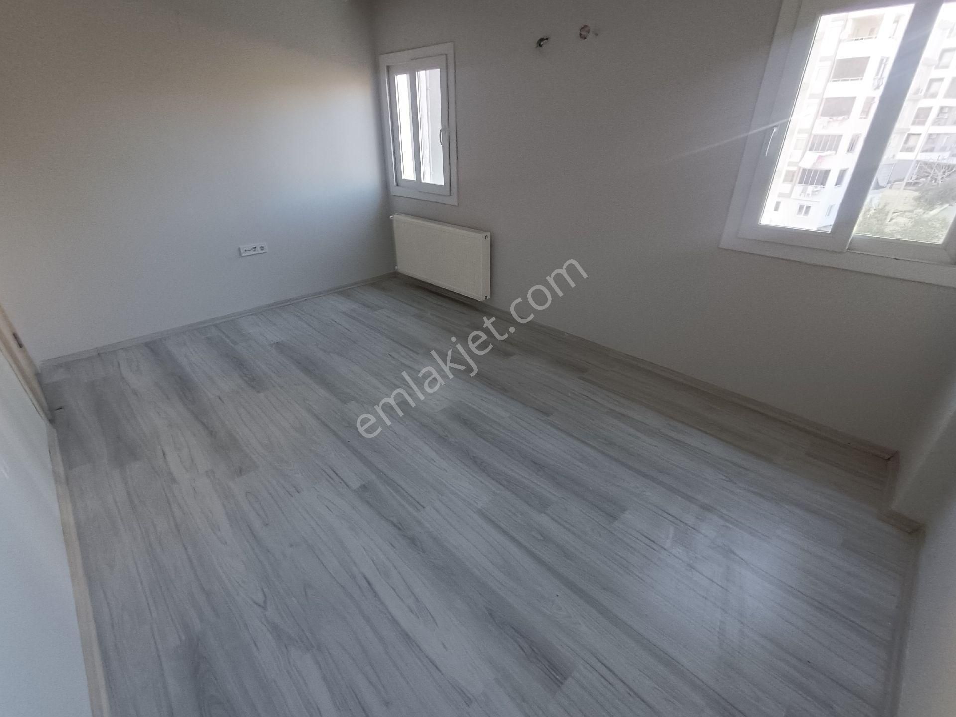 100.yıl Mahallesi Diş Hastahnesi Civarı Az Kat Katlı 2+1 Açık Mutfak+geniş+ankastre Setli - Görsel 17
