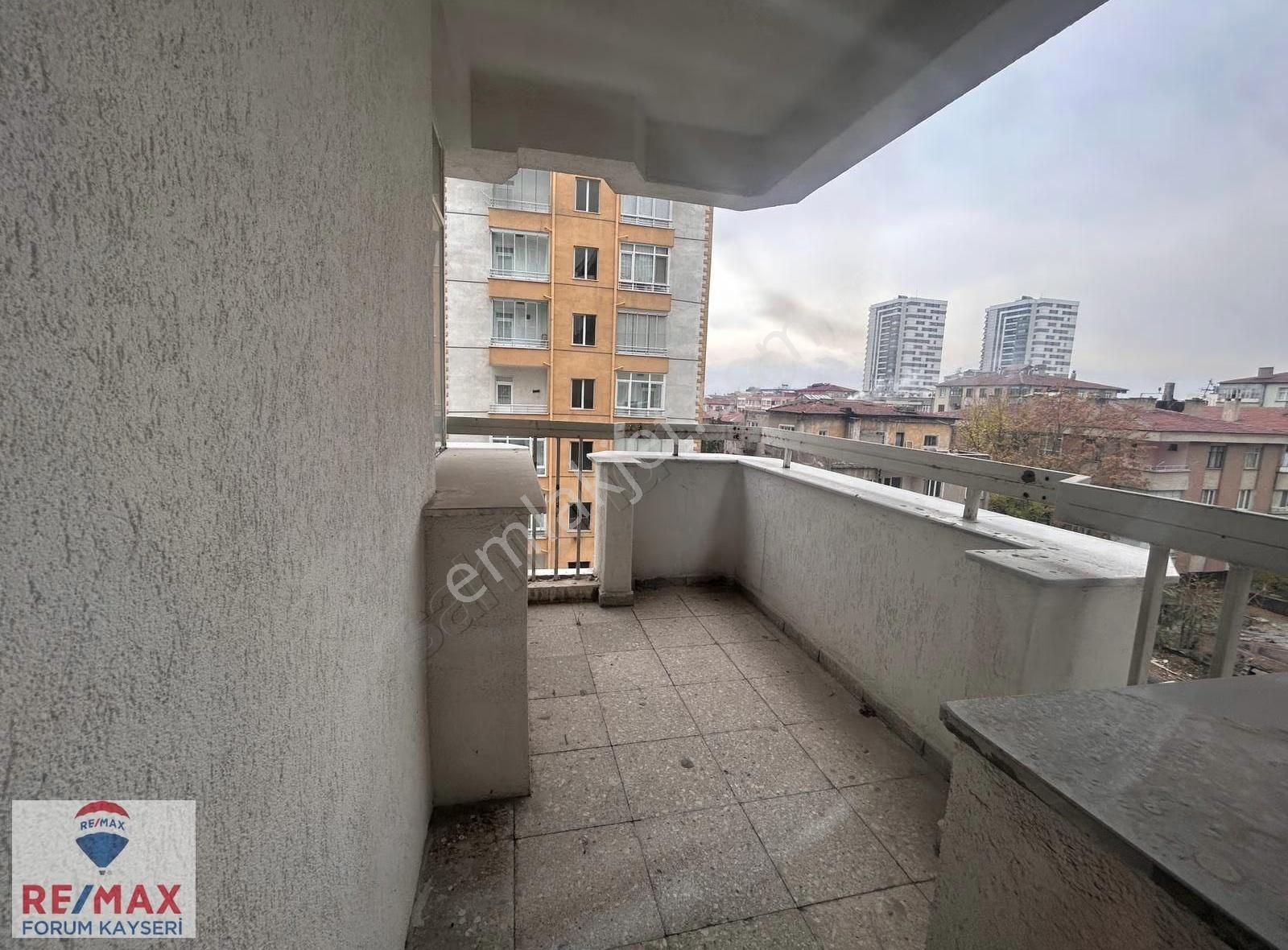 Merkezi Konumda Sivas Caddesi Üzeri Satılık 3+1 Daire - Görsel 13