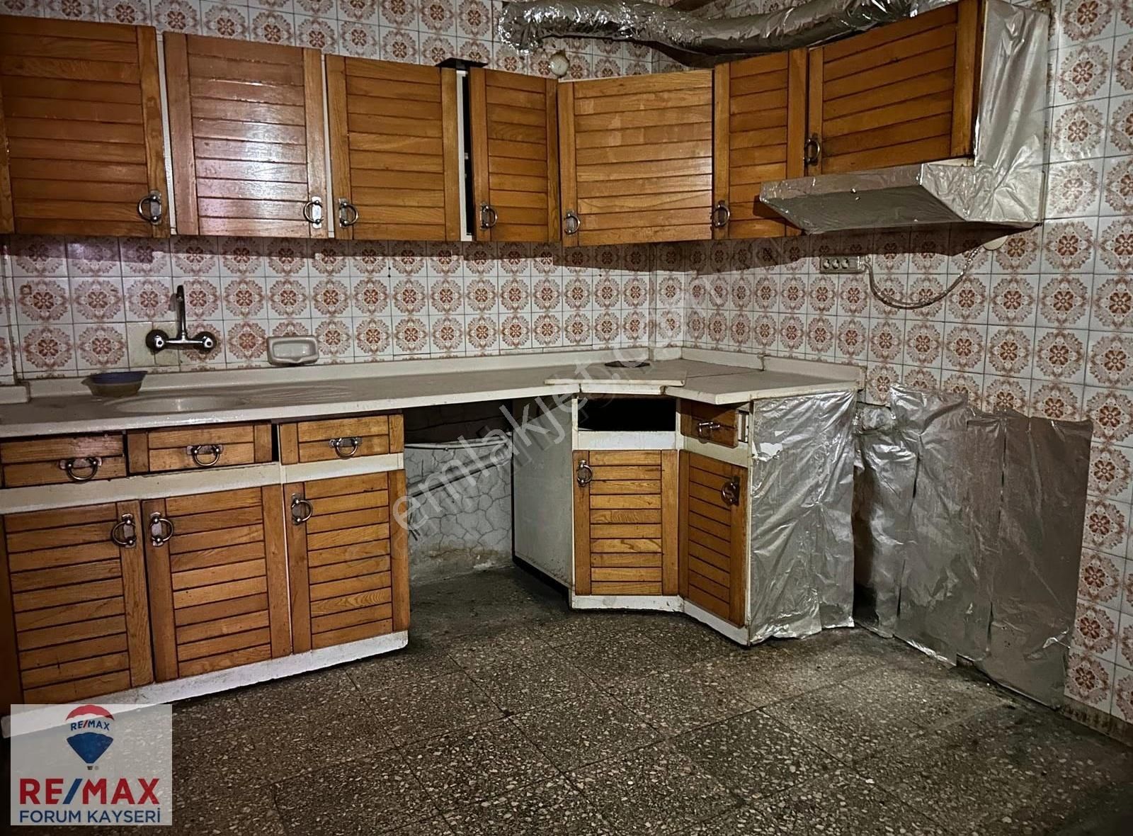 Merkezi Konumda Sivas Caddesi Üzeri Satılık 3+1 Daire - Görsel 15