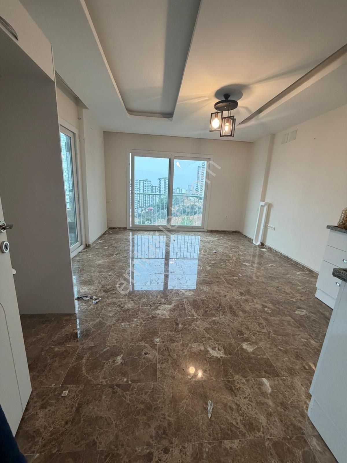 Gültepe’de 2+1 9. Kat Cadde Üzerinde - Görsel 2