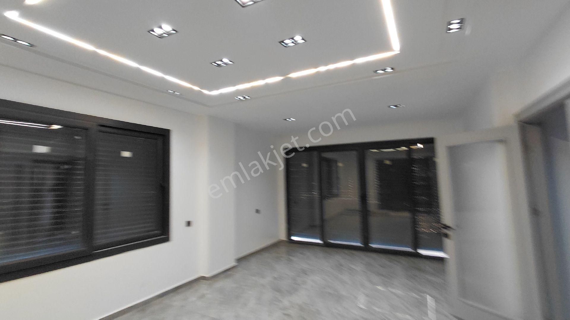 Abük Merkezde Müstalil ,havuzlu ,otoparklı,bahçeli 3+1 Villa - Görsel 11