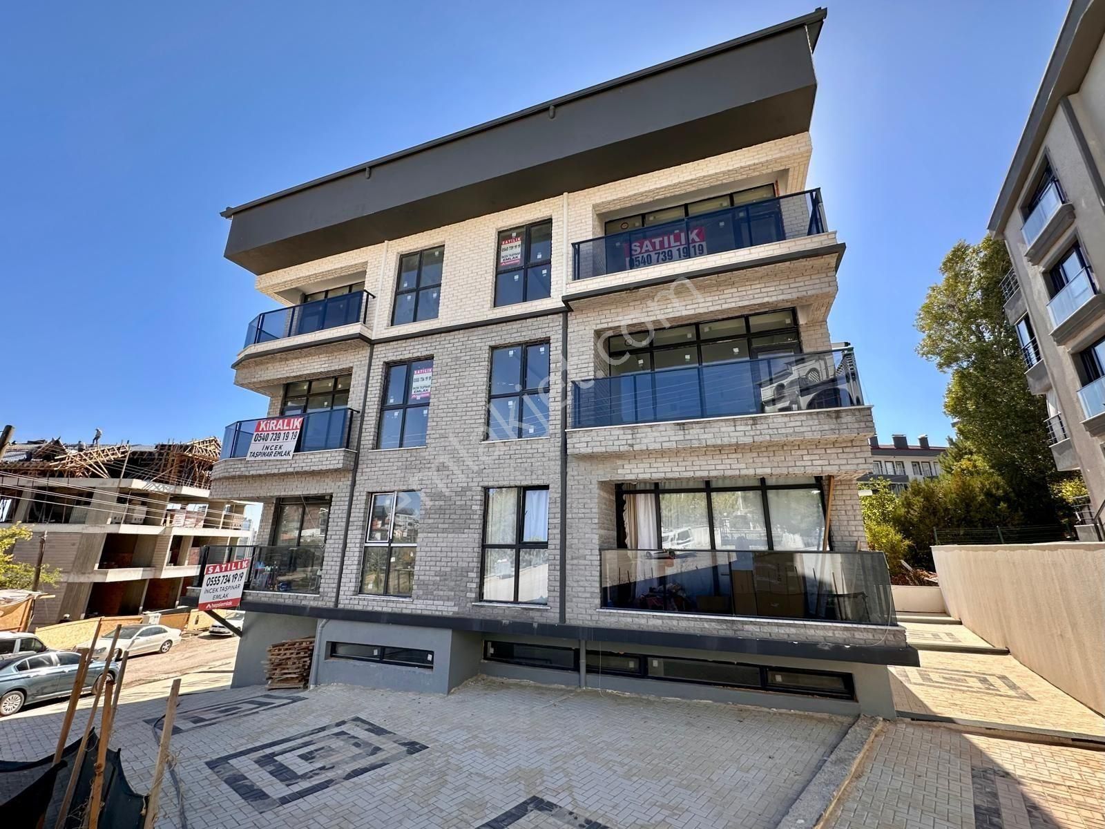 Redstone Castle Gölbaşı İncek Taşpınar Kiralık 1+1 Daire