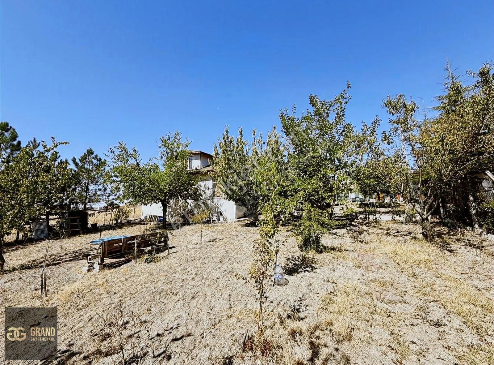 70 M² Katlı Ev + Meyve Ağaçlı Arsa Ayaş Hacırecepte Satılık - Görsel 3