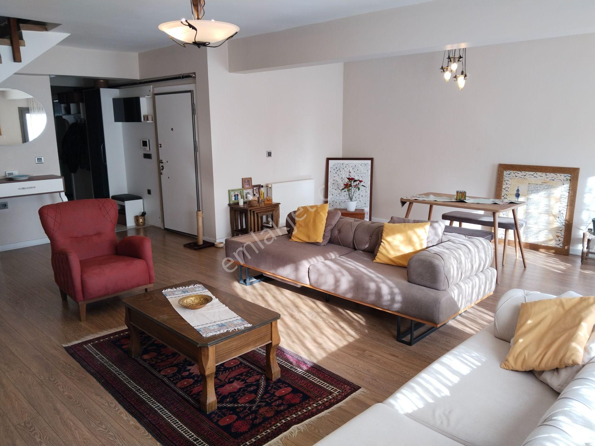 Karşıyaka Belediye Karşısı Dubleks Satılık 3+1 Daire - Görsel 6