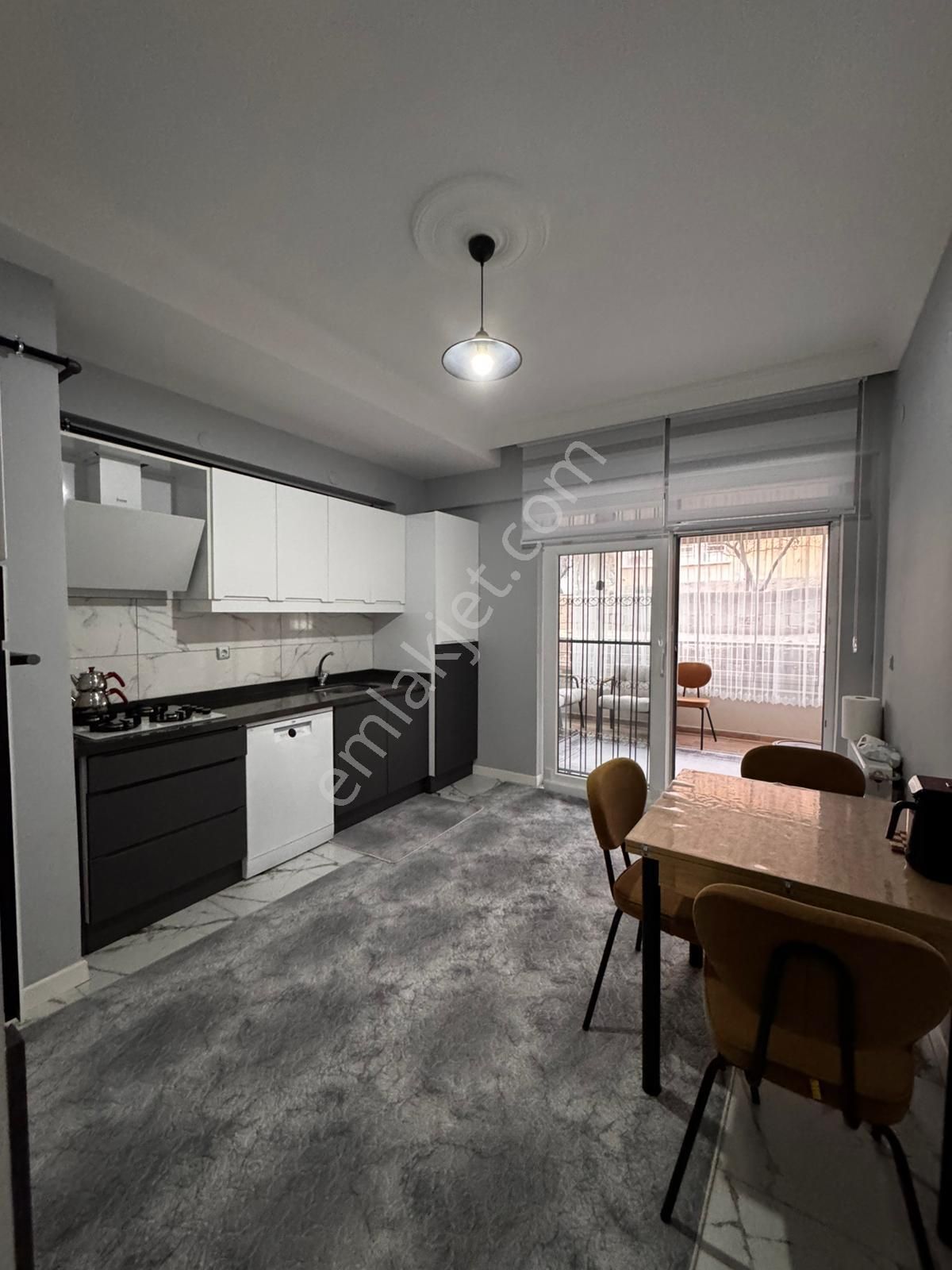 Öz Gaye Emlaktan Develi M.asım Köksal Mahallesinde Satılık Daire