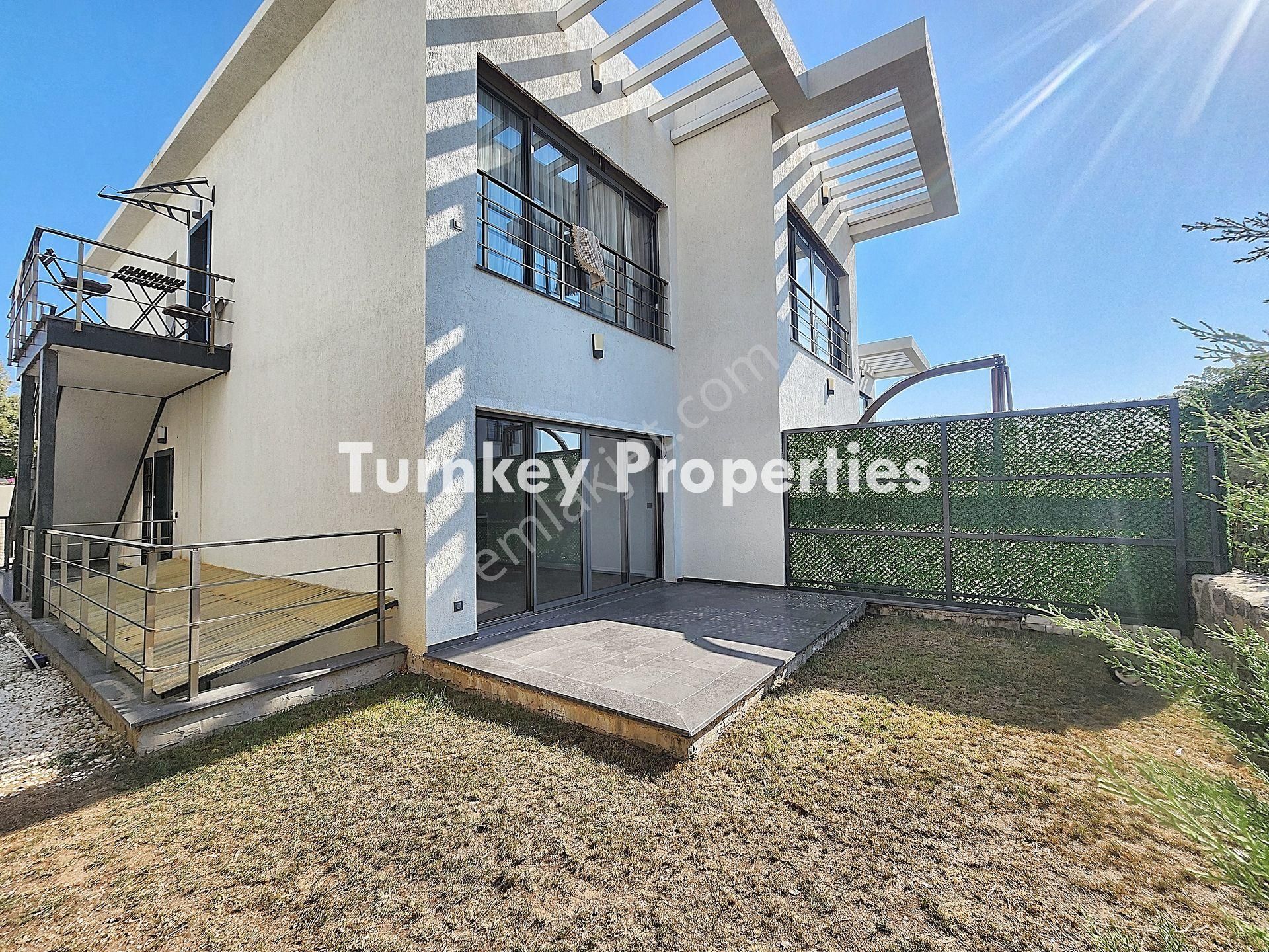 Bitez'in Huzurlu Atmosferinde Satılık 3+1villa Yaz Kış Konfor!