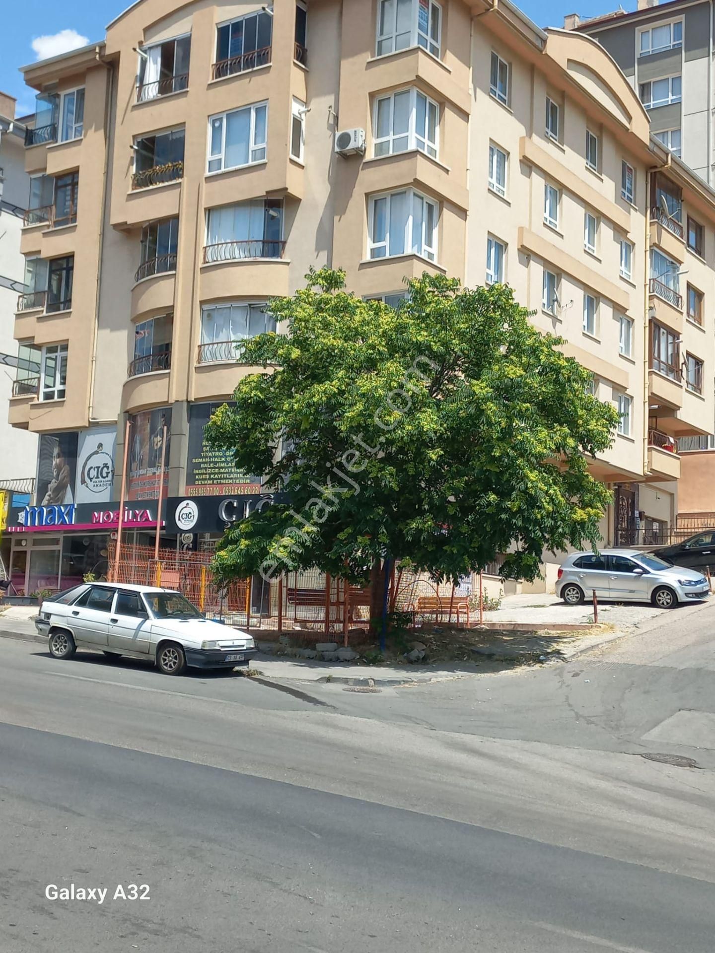Mamak General Zeki Doğan Mh.dereboyu Cadde Üzerinde Üst Kat Manzalı Asansörlü 3+1 Satılık Daire - Görsel 2