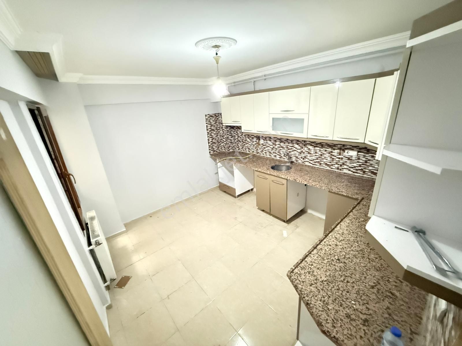 🏡 Muradiye Mahallesi 🏡 ✅2+1 100 M2 5 Katlının 2 Katı ❇️ Full Özelikli Petek Kombili - Görsel 7
