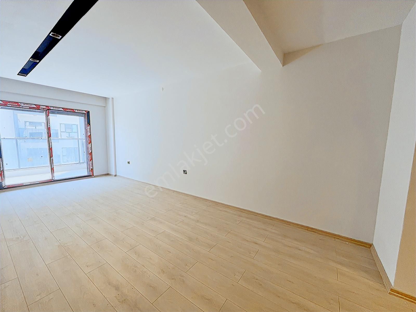 Ramsa Adım Menemen'de Açık Mutfak Kiralık Geniş 3+1 Daire - Görsel 14