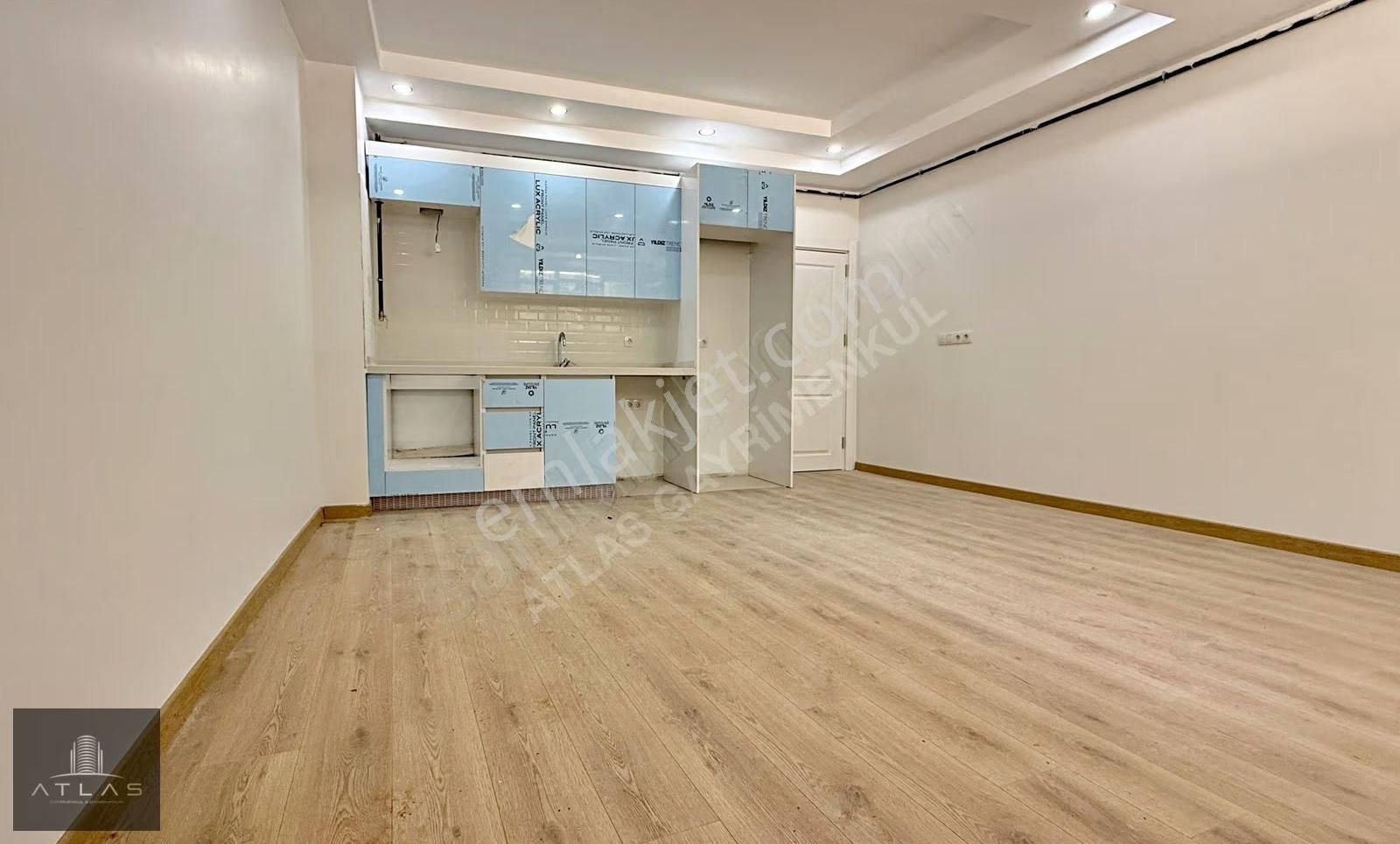 Atlas'tan, Bakırköy Sahilde, Sıfır, 1+1, 65m2, Fırsat! - Görsel 3