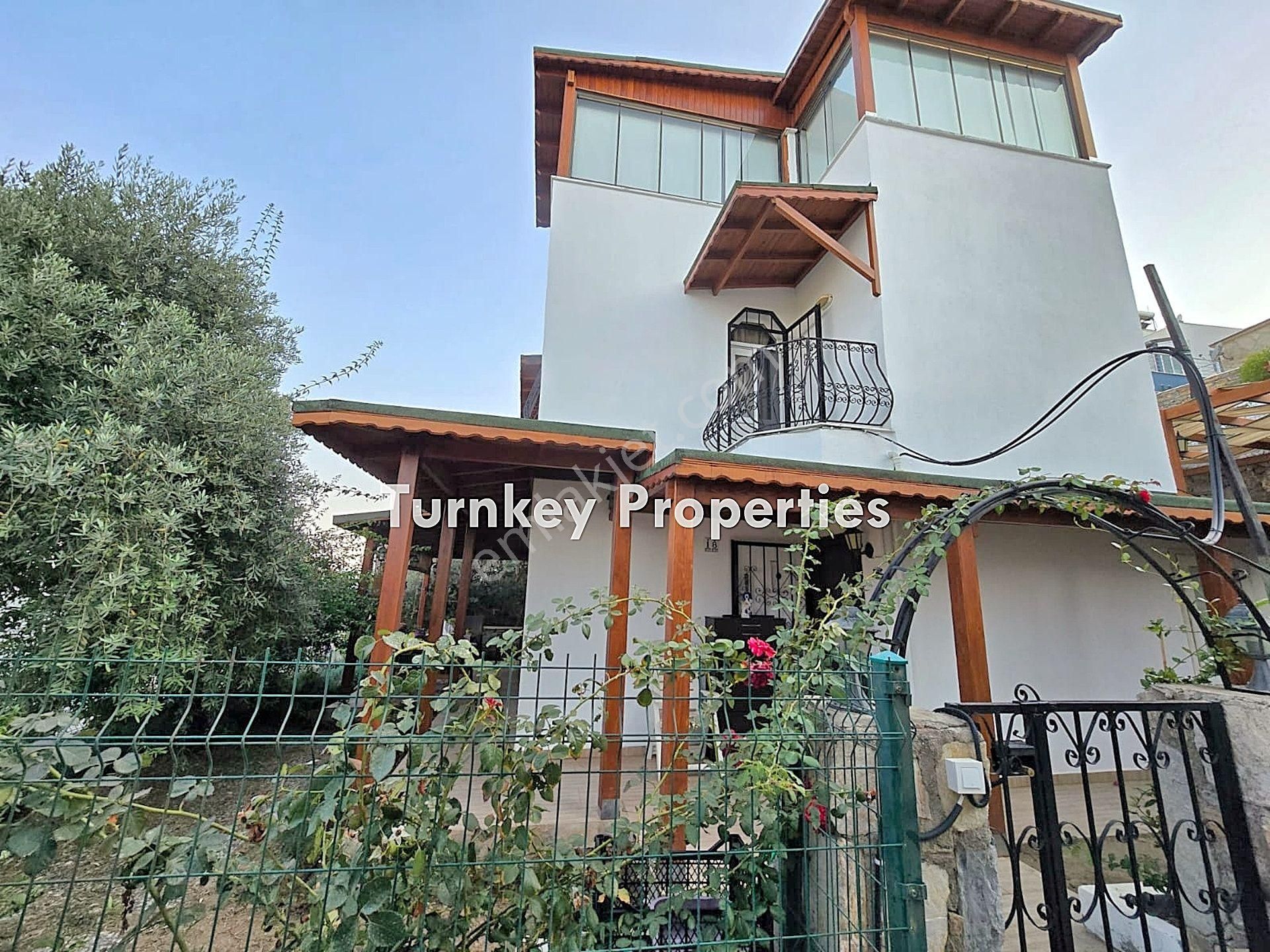 Plajlı Sitede, Doğa Ve Göl Manzaralı Satılık Müstakil 3+1 Villa - Görsel 16