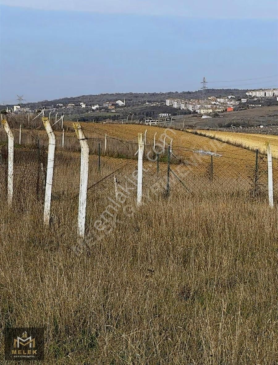 Arnavutköy Haraççı De Satılık 200 M2 Arsa