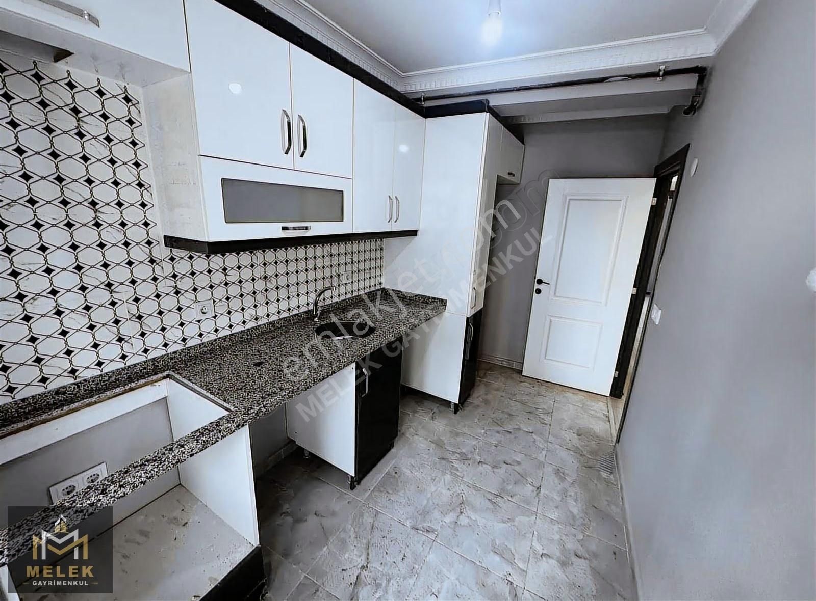 Esenler Orucreiste De Sıfır Satılık 2+1 Kat 2 - Görsel 10