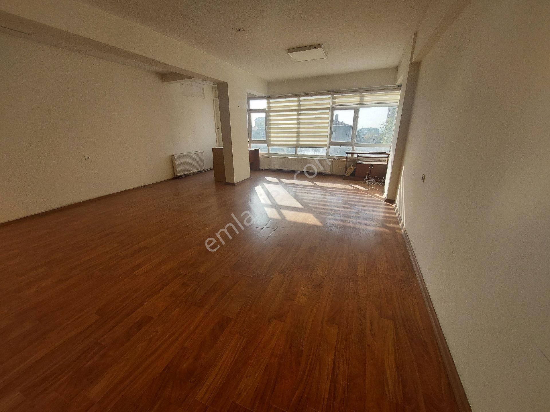 Arıkan Emlak İnşaat Dan Kiralık - Görsel 17