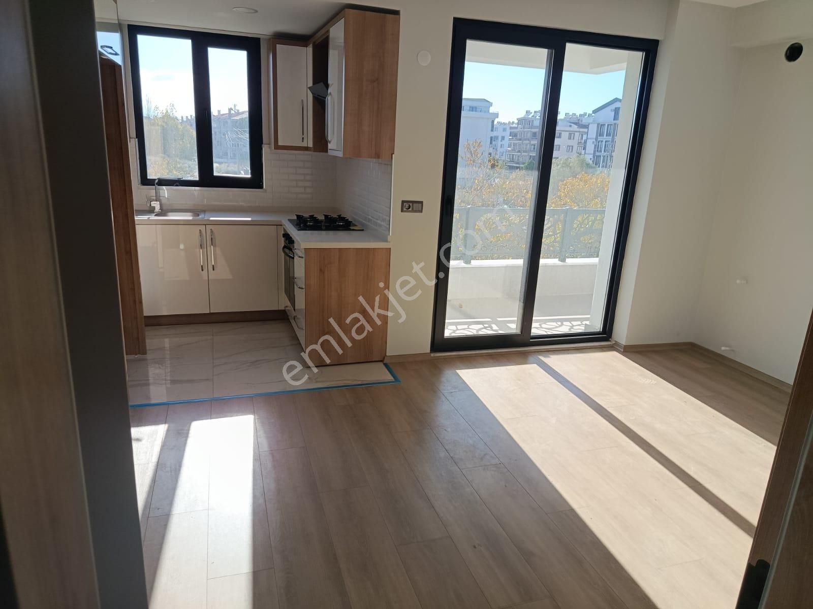 Akçay Doruk Gayrimenkul'den Altınkum Pazar Yerinde Yılın Son Fırsatı 2+1 Sıfır Daire