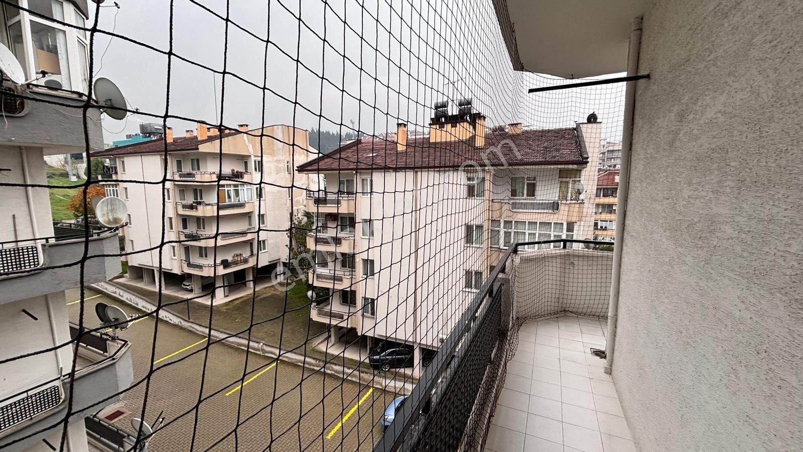 Beşevler Mahallesinde Arakat İçi Yenilenmiş 3+1 Dare - Görsel 18