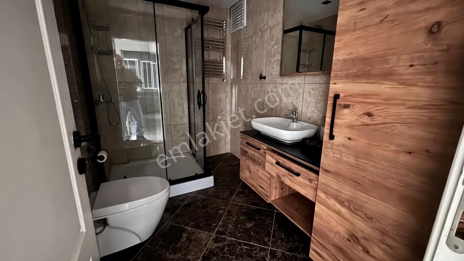 Beşevler Mahallesinde Arakat İçi Yenilenmiş 3+1 Dare - Görsel 14