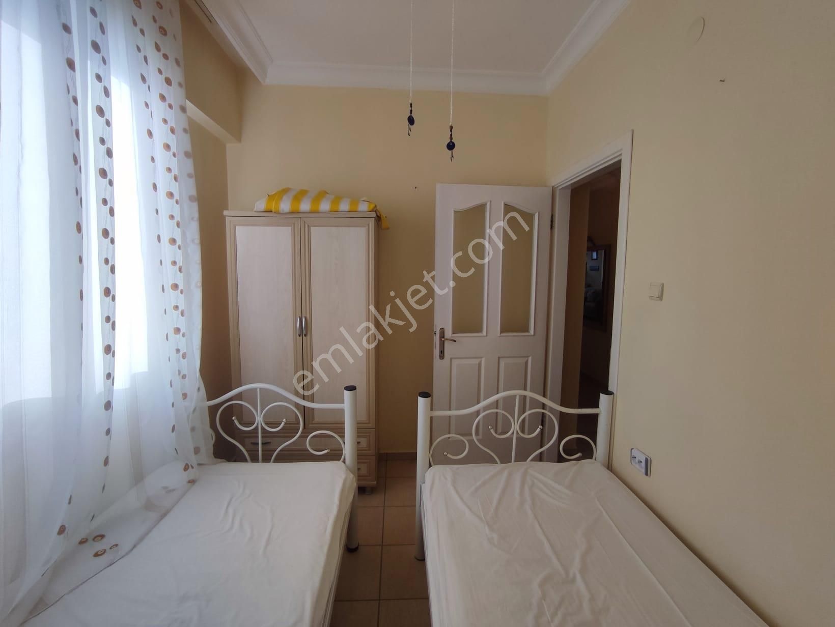 Altınkum Mahallesinde Denize 2 Dk Yürüme Mesafesinde Ön Cephe 2+1 Satılık Daire - Görsel 3