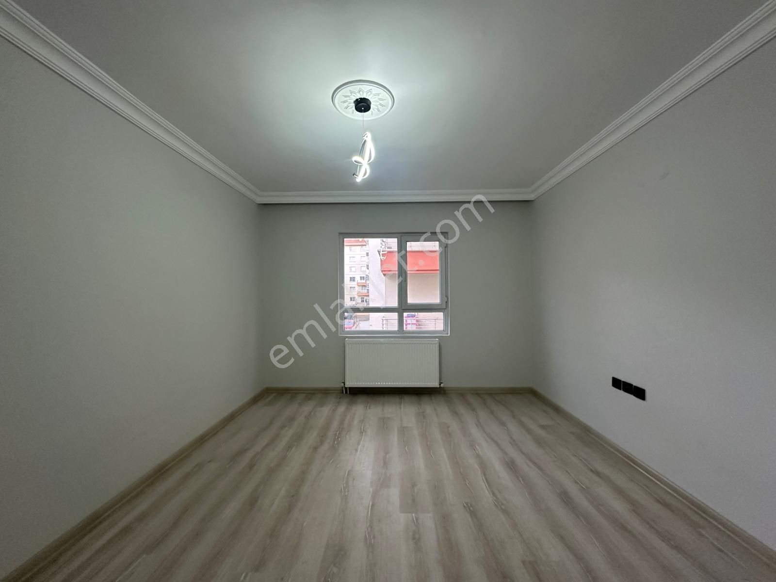 Ufuktepe Cadde Üzeri Asansörlü Geniş Full Yapılı 3+1 - Görsel 20