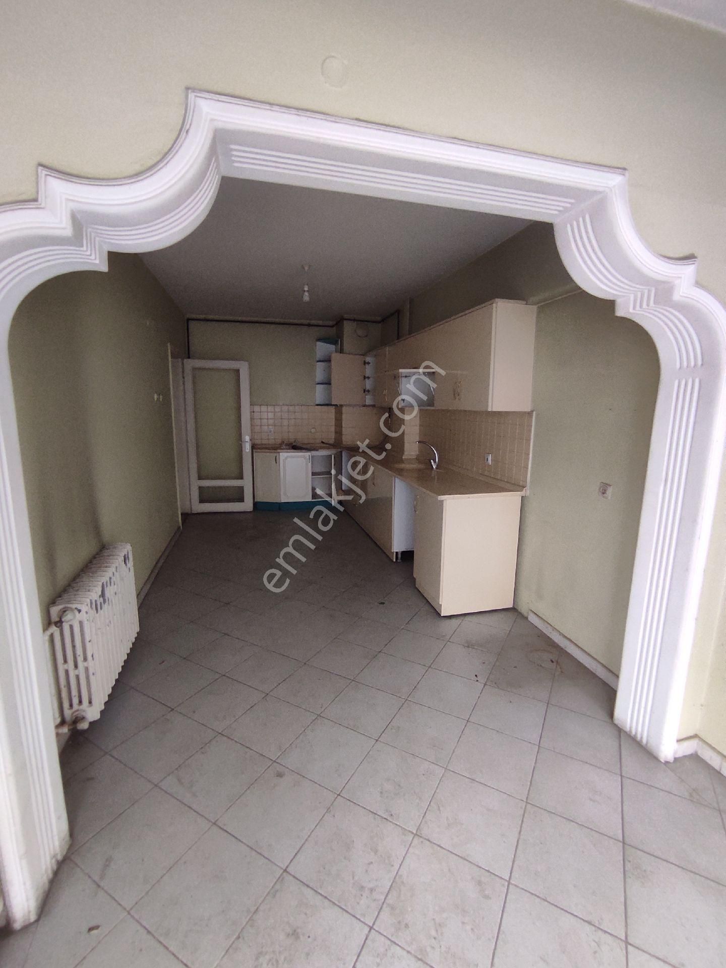 Trabzon Hacıkasım Da Kiralık 180m2 4+1 Ofis & Büro, - Görsel 25