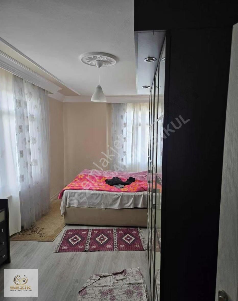 Acil Satılık Adana Koop'ta Geniş Ferah Daire 3+1 Kapalı Mutfak - Görsel 3