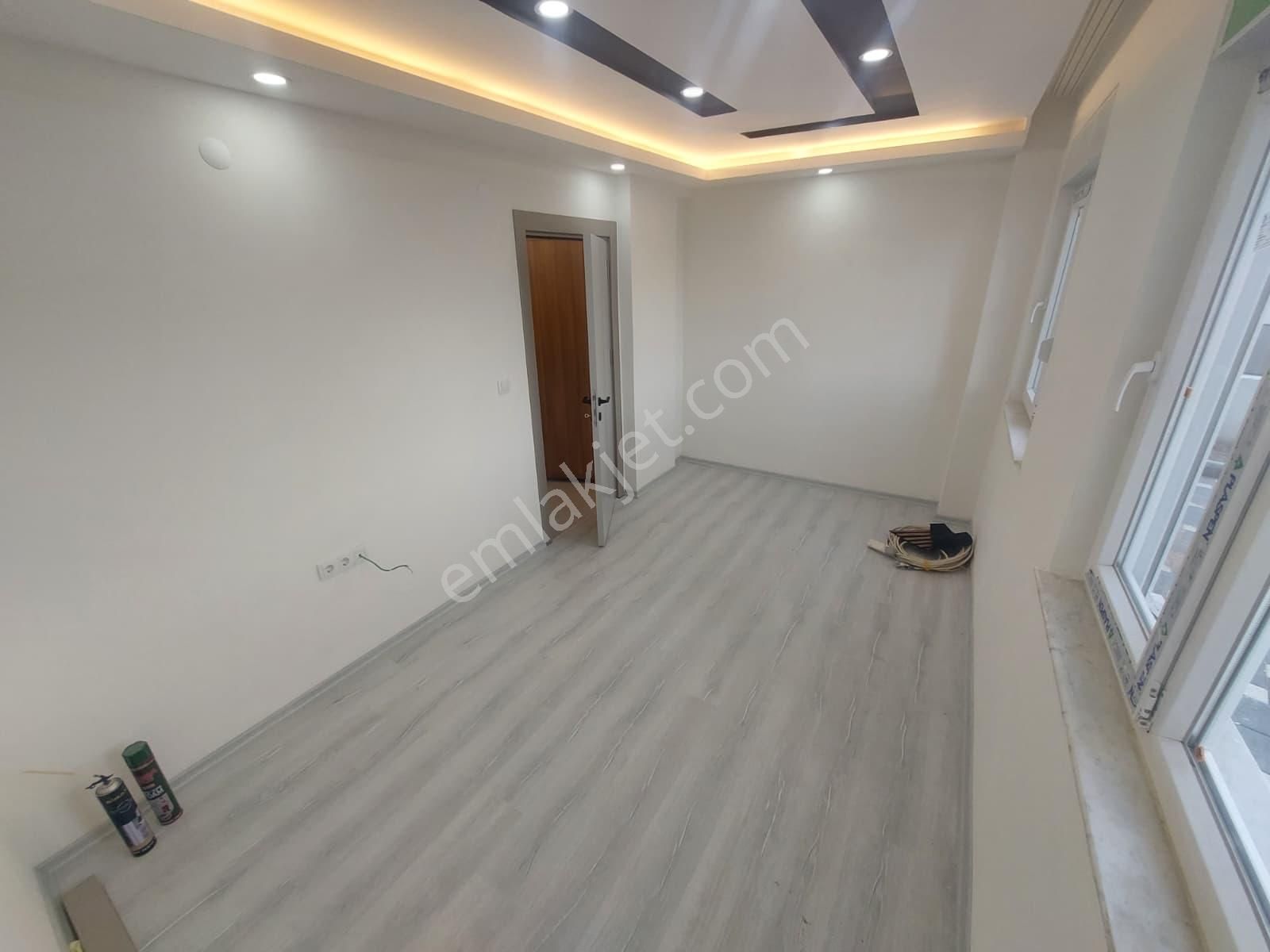 Varsak Demirelde 1+1 Ayrı Mutfaklı Yüksek Giriş Daire - Görsel 24