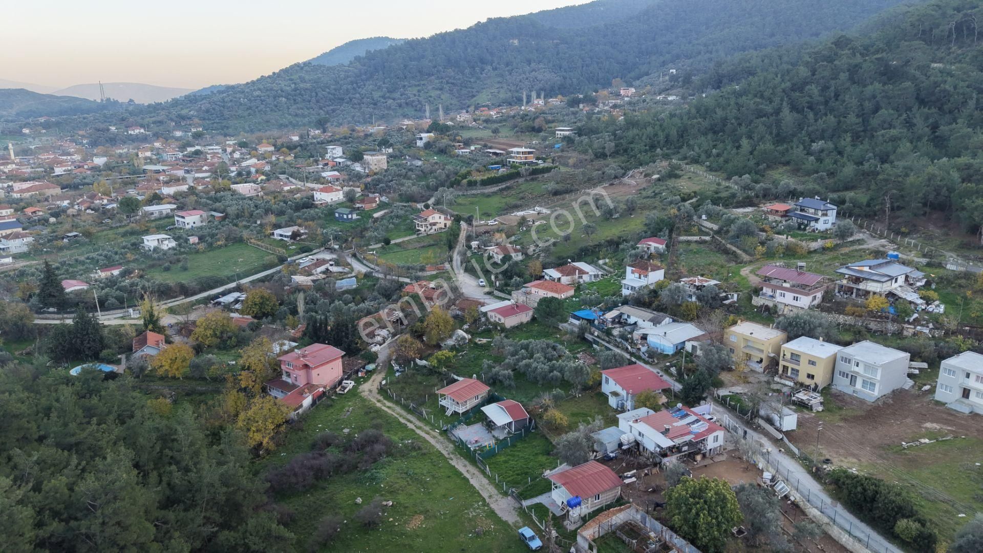 Değirmendere Köy İçinde Satılık 186 M2 Bahçe Etrafı Çevrili 65 M2 Prefabrik Ev - Görsel 13