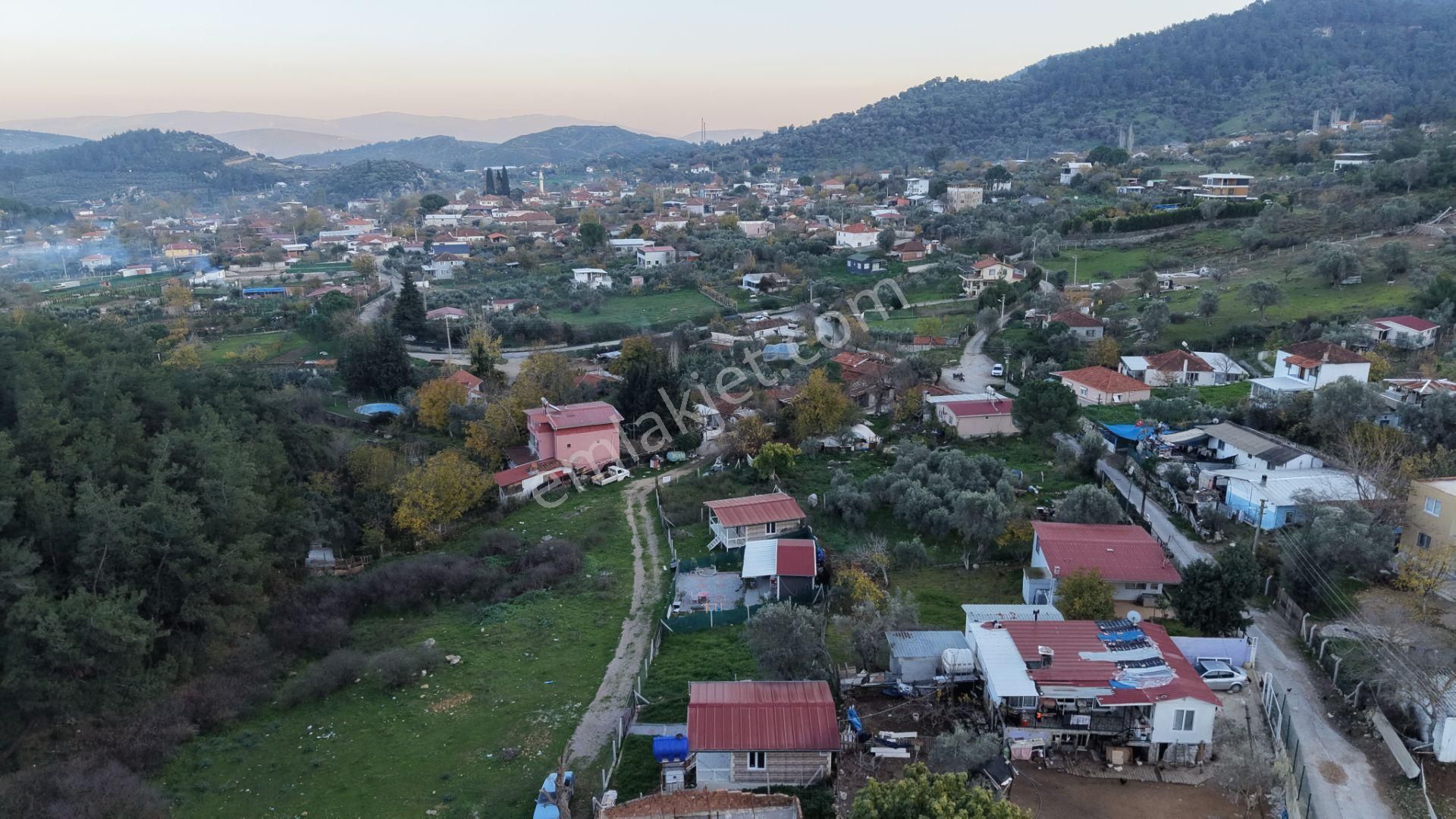 Değirmendere Köy İçinde Satılık 186 M2 Bahçe Etrafı Çevrili 65 M2 Prefabrik Ev - Görsel 14