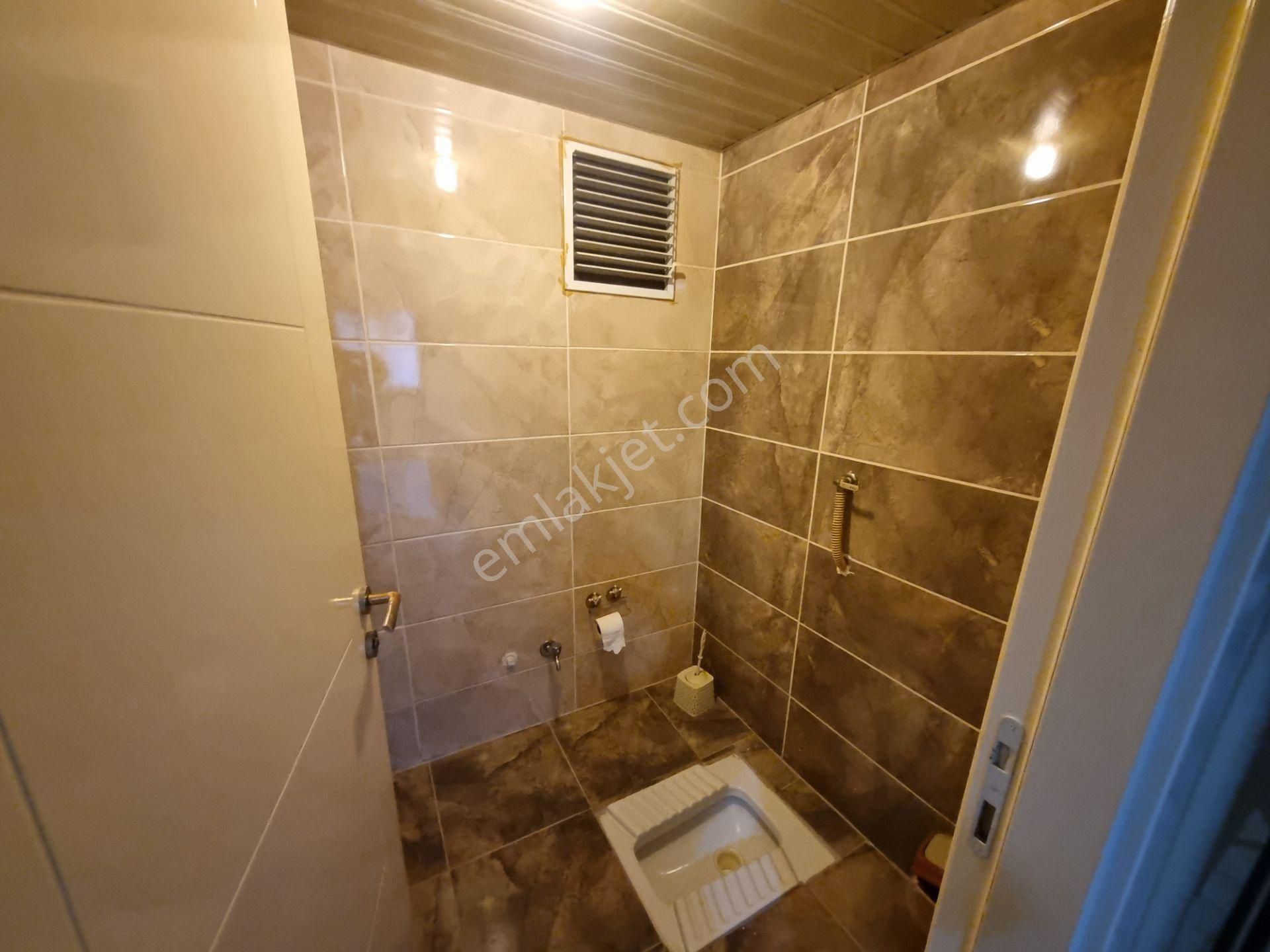 Sivas Caddesinde - Lüks Yapılı - Geniş - 2 Cam Balkonlu - 3+1... - Görsel 14