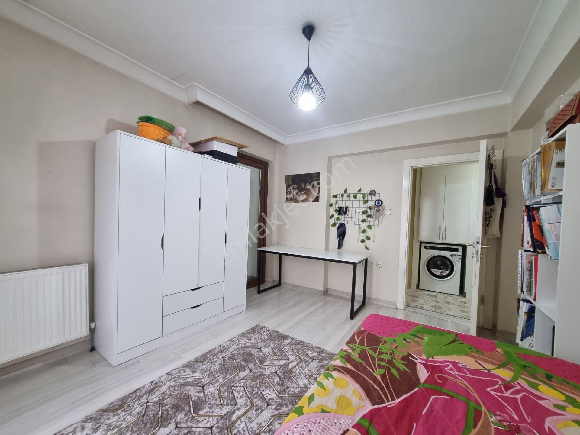 Sivas Caddesinde - Lüks Yapılı - Geniş - 2 Cam Balkonlu - 3+1... - Görsel 22