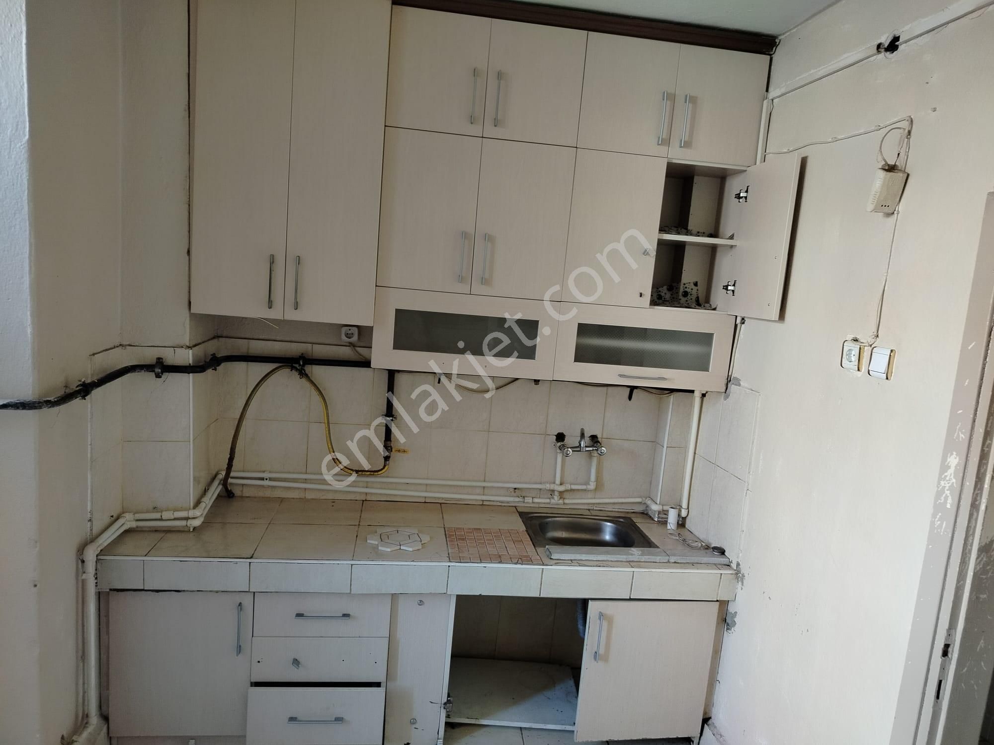 Afyon Tezcan Emlaktan Marulcu Mahallesinde 3+1 Satılık Daire - Görsel 5